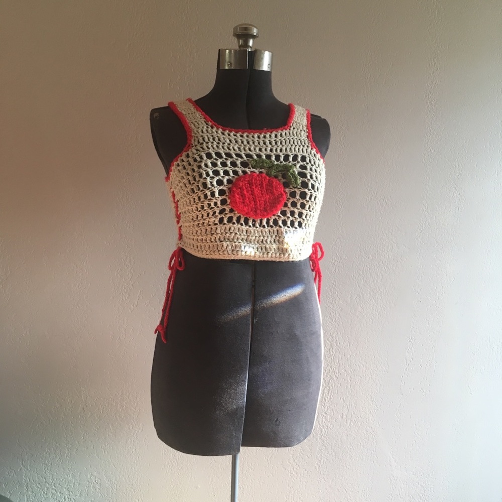 Vintage Festival Crop Top Crocheted 70s Hippie 🍒